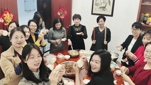 共享歡樂 | 百裕集團(tuán)營銷中心喜樂鬧元宵、暖心慶生日